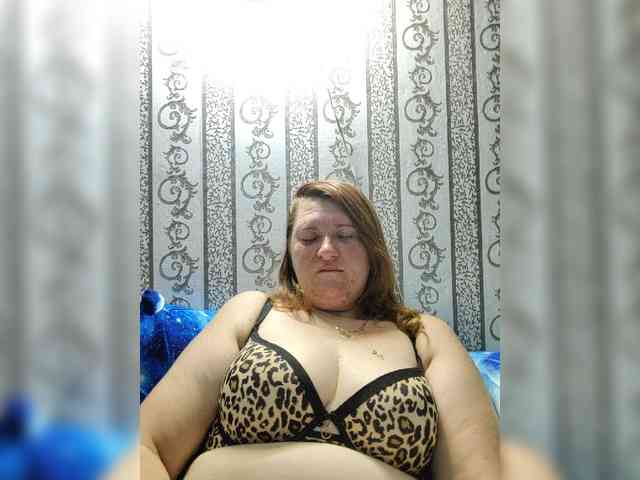 MiaShooter Live Webcam on BongaCams