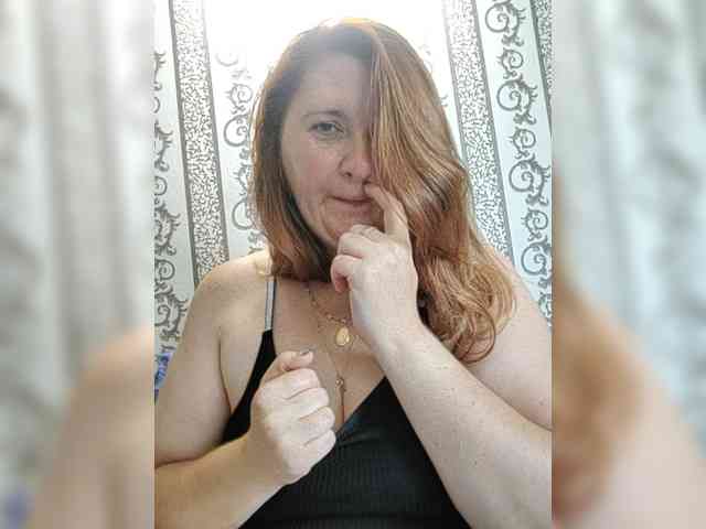 MiaShooter webcam