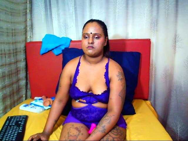 IndianSunshine live cam on BongaCams