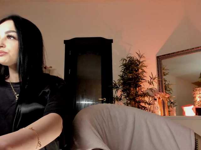 Cheerish live cam on BongaCams