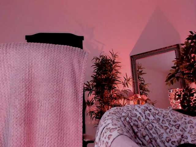 Cheerish live cam on BongaCams