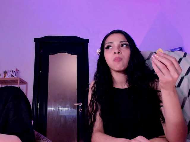 Cheerish live cam on BongaCams