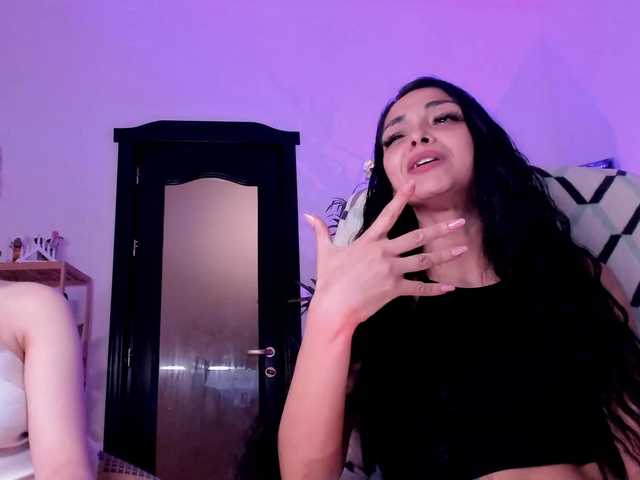 Cheerish live cam on BongaCams