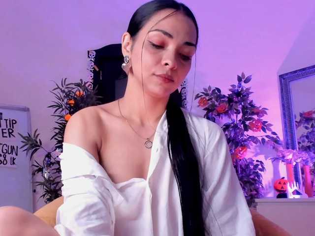 Cheerish live cam on BongaCams