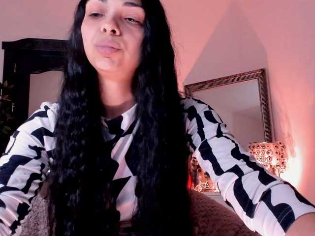 Cheerish live cam on BongaCams