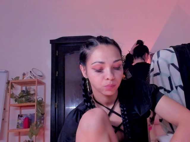 Cheerish live cam on BongaCams