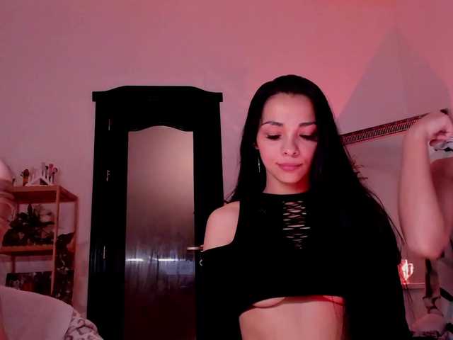 Cheerish live cam on BongaCams