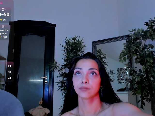 Cheerish live cam on BongaCams
