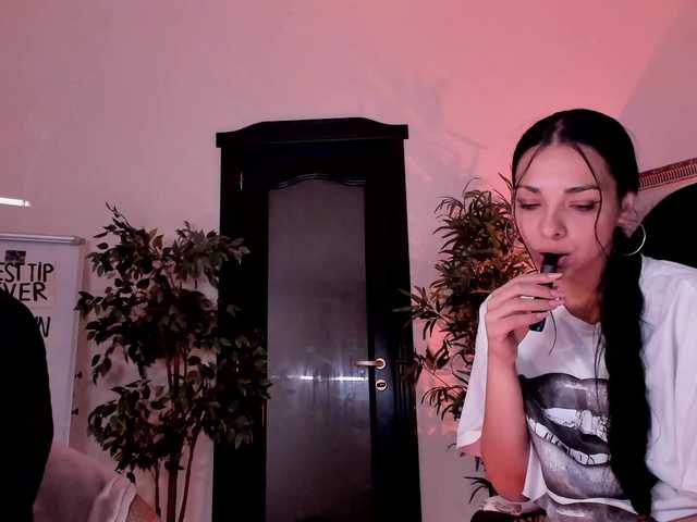 Cheerish live cam on BongaCams