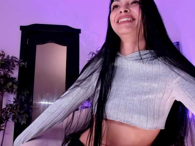 Cheerish live cam on BongaCams