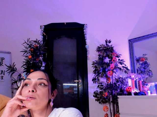 Cheerish live cam on BongaCams