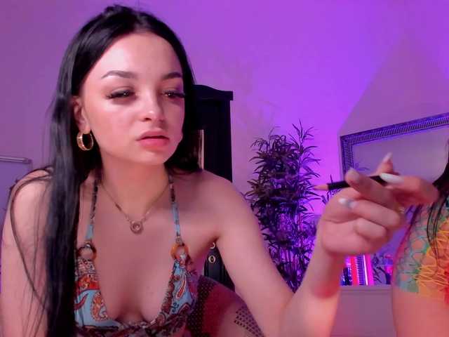 Cheerish live cam on BongaCams