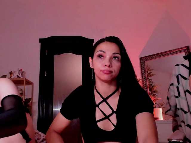 Cheerish live cam on BongaCams