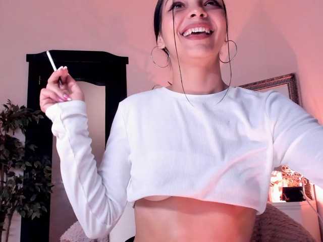 Cheerish live cam on BongaCams
