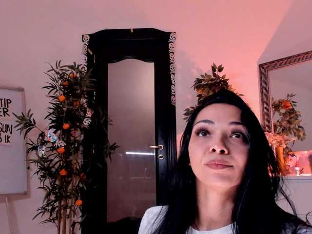 Cheerish live cam on BongaCams