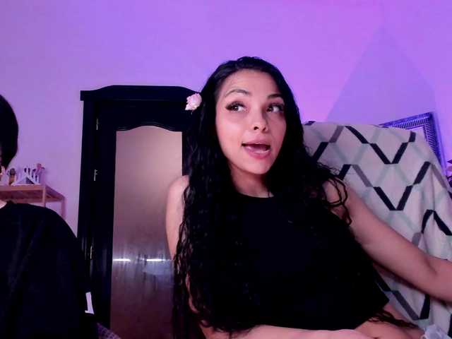 Cheerish live cam on BongaCams