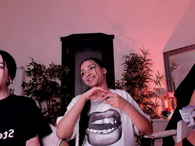 Cheerish live cam on BongaCams