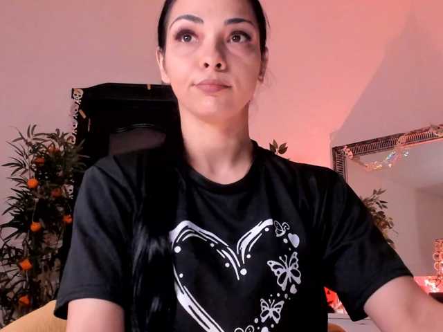 Cheerish live cam on BongaCams