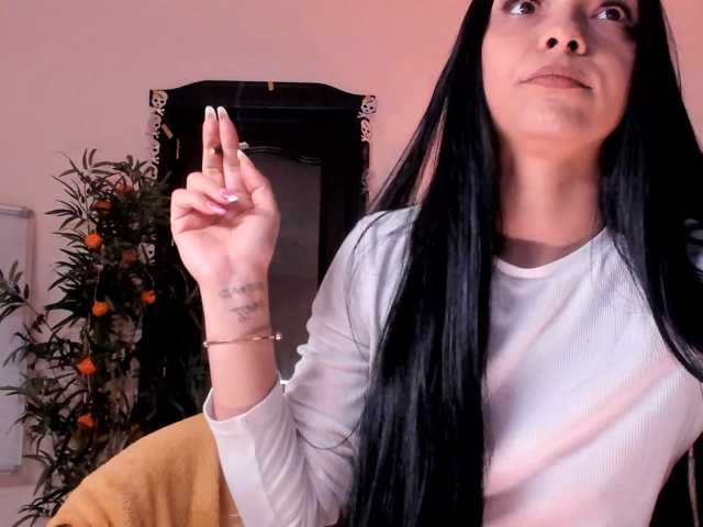 Cheerish live cam on BongaCams