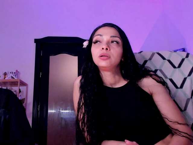 Cheerish live cam on BongaCams