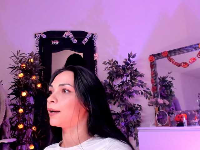 Cheerish live cam on BongaCams