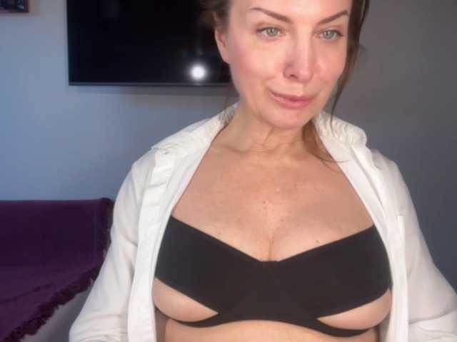 RachellHot