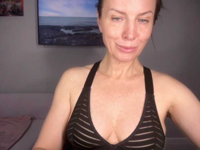RachellHot live cam on BongaCams