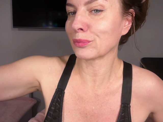 RachellHot live cam on BongaCams
