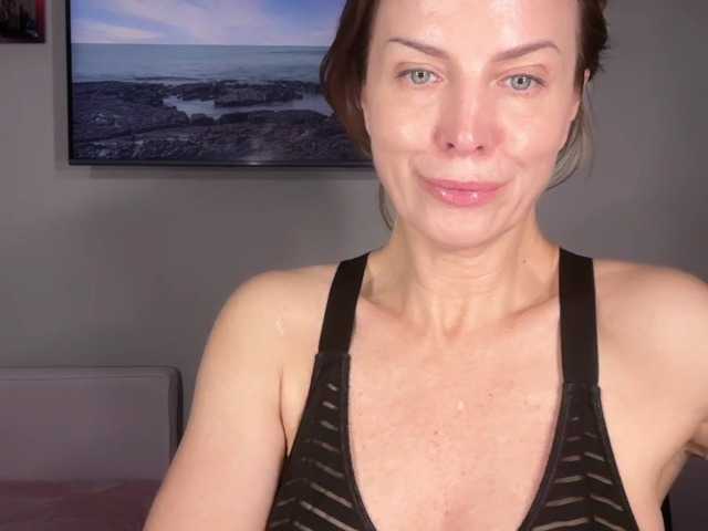 RachellHot live webcam show