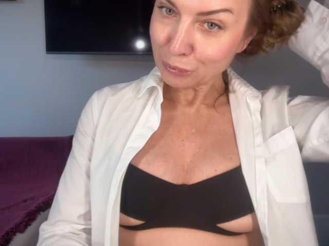 RachellHot live cam on BongaCams