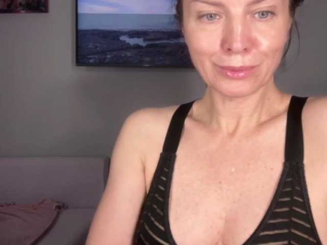 RachellHot live cam on BongaCams
