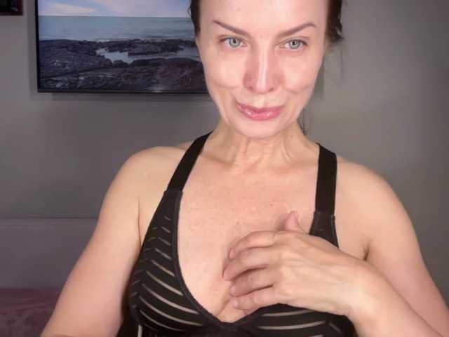 RachellHot live webcam show