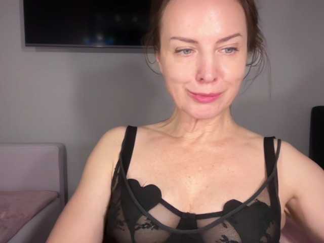 RachellHot live cam on BongaCams