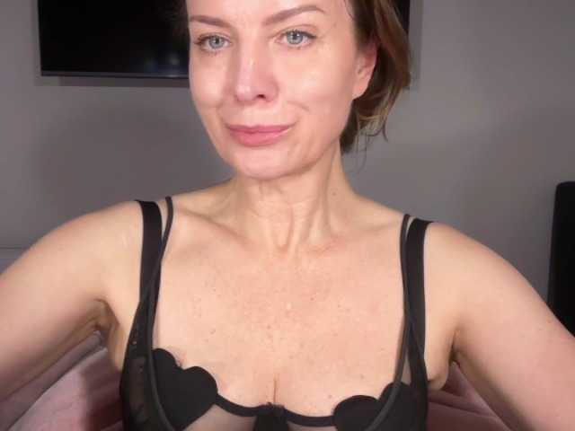 RachellHot live cam on BongaCams