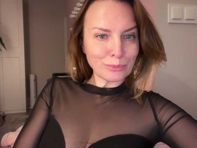 RachellHot live cam on BongaCams