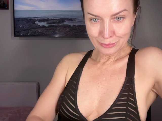 RachellHot live webcam show
