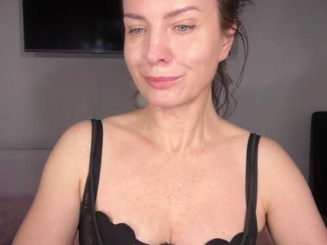 RachellHot live cam on BongaCams