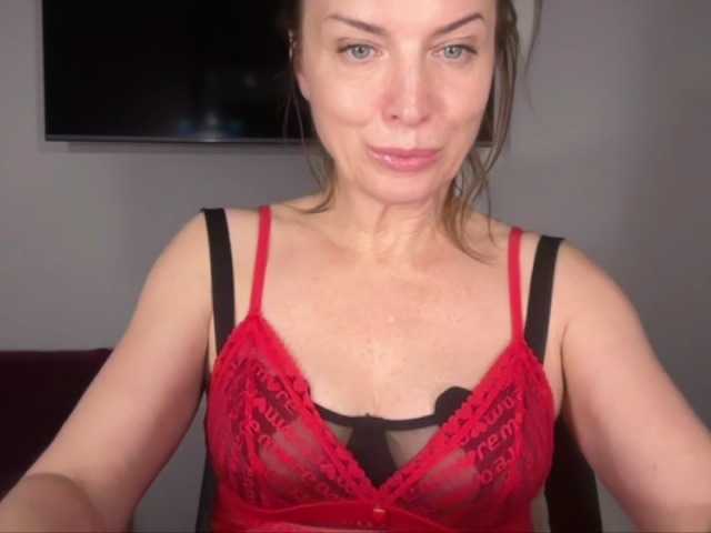 RachellHot live cam on BongaCams