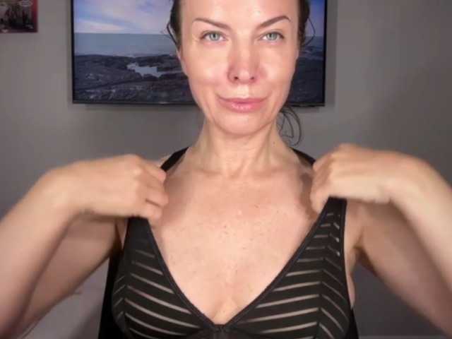 RachellHot live cam on BongaCams