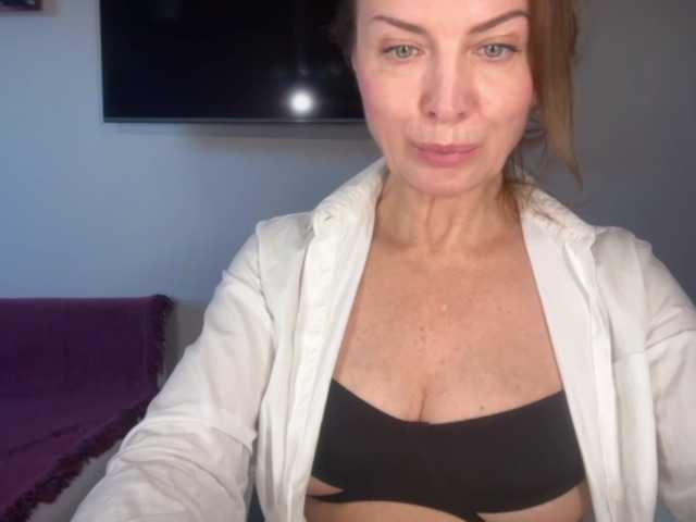 RachellHot live cam on BongaCams