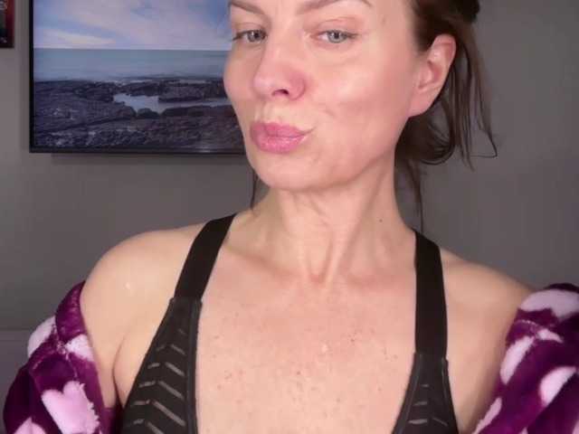 RachellHot live webcam show