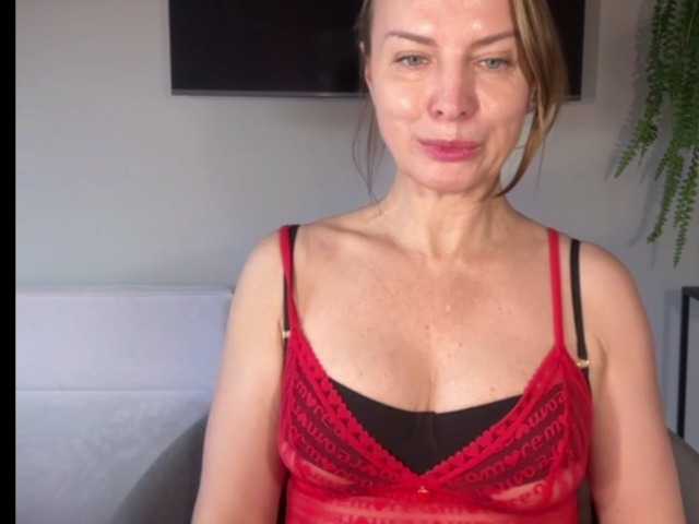 RachellHot live cam on BongaCams