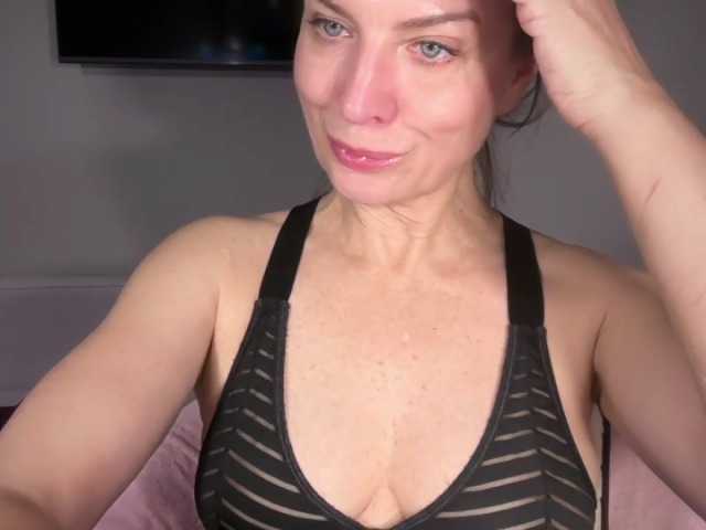 RachellHot live cam on BongaCams