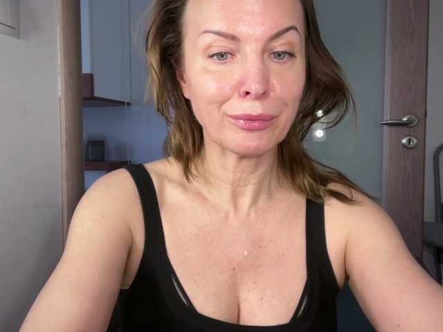 RachellHot's BongaCams show and profile