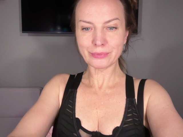 RachellHot