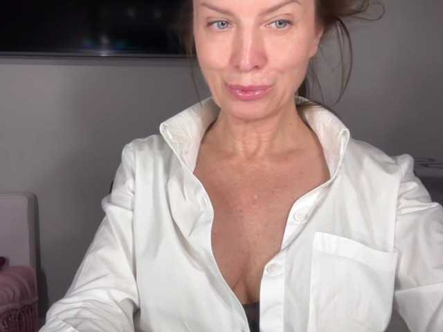 RachellHot live cam on BongaCams