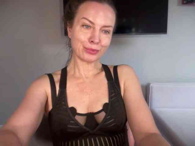 RachellHot webcam