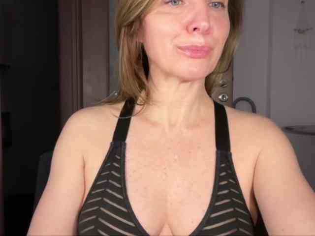 RachellHot Live Webcam on BongaCams