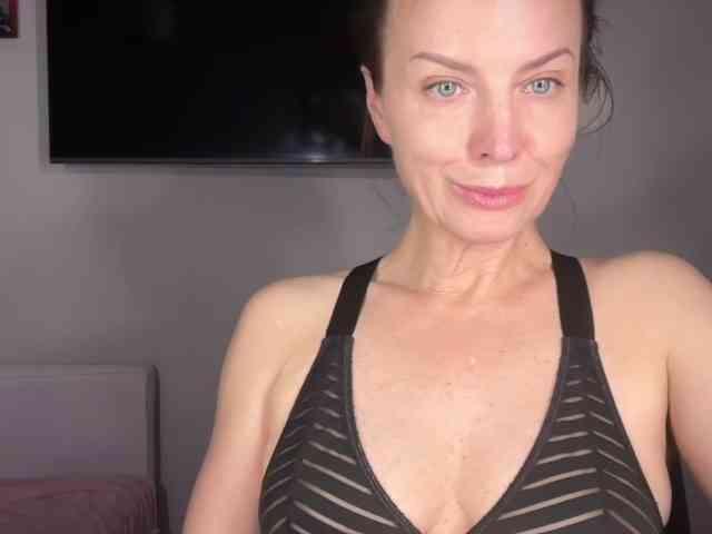 RachellHot webcam