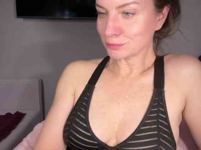 RachellHot webcam
